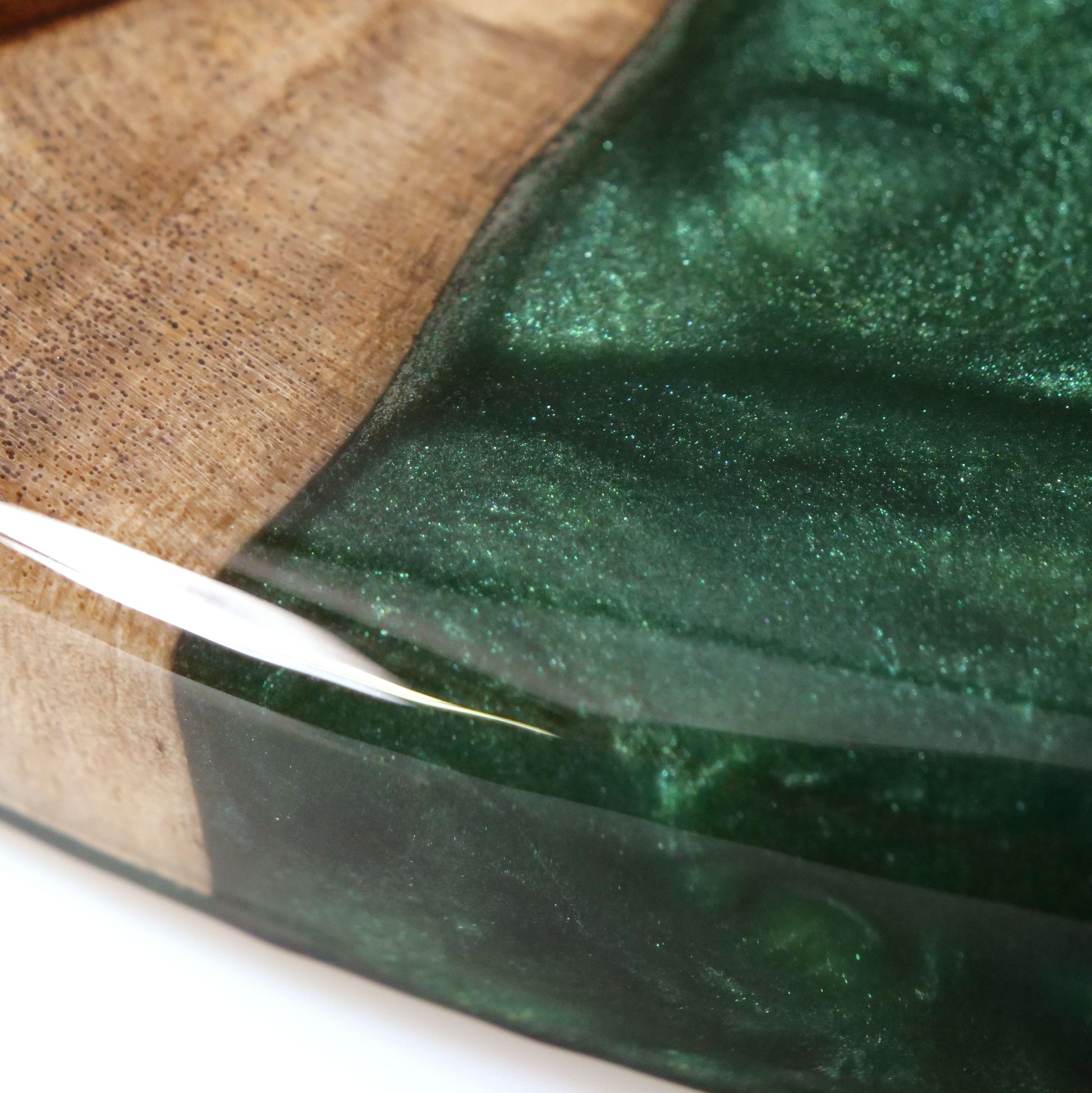 Green epoxy and wood mixed piece