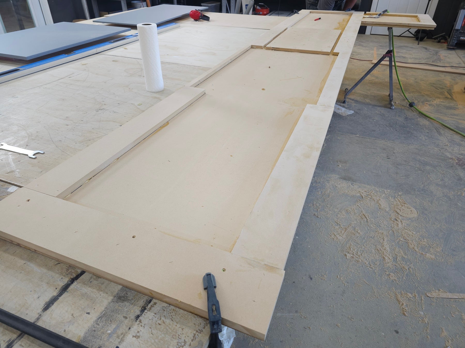 clamped drop edge for mdf counter substrate