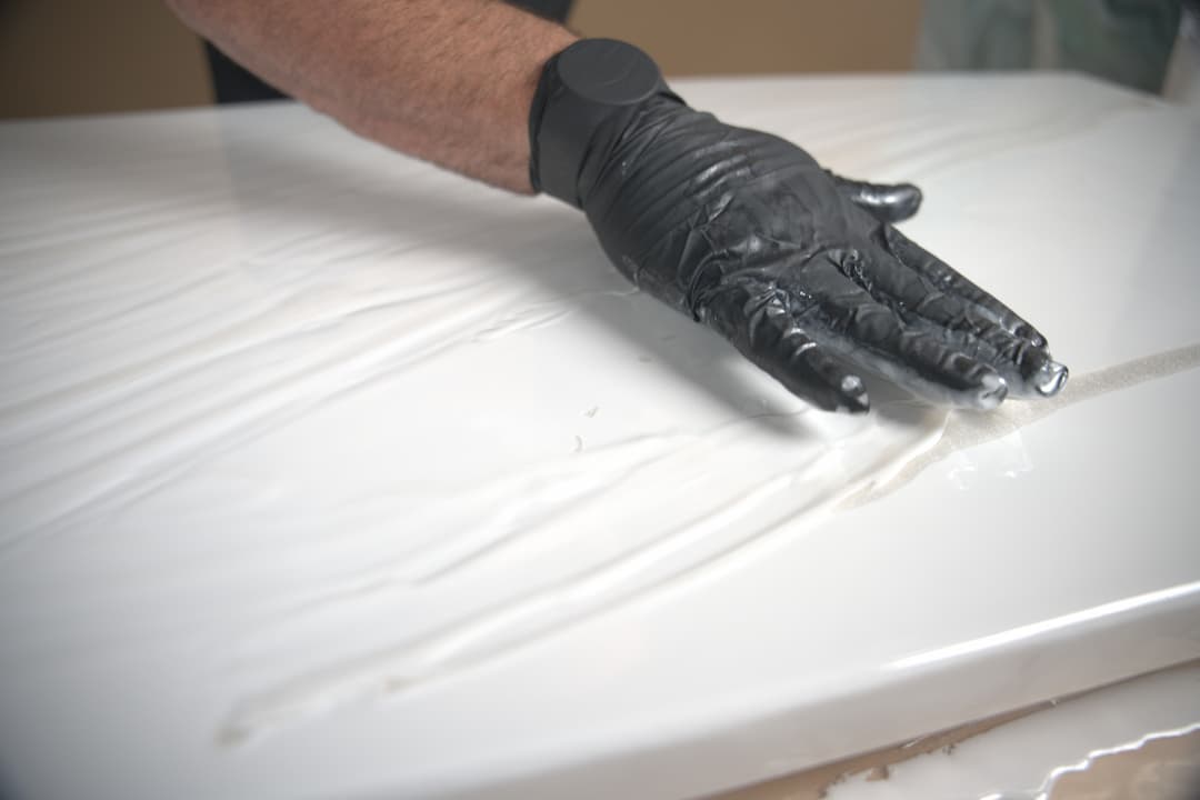 hand meld carrara marble epoxy mixture